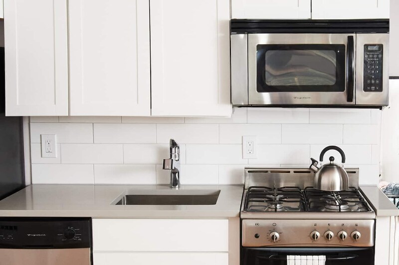 Building Photo - 301-309 4th Ave