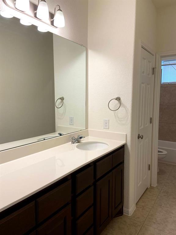 Building Photo - 2918 Zelma Dr