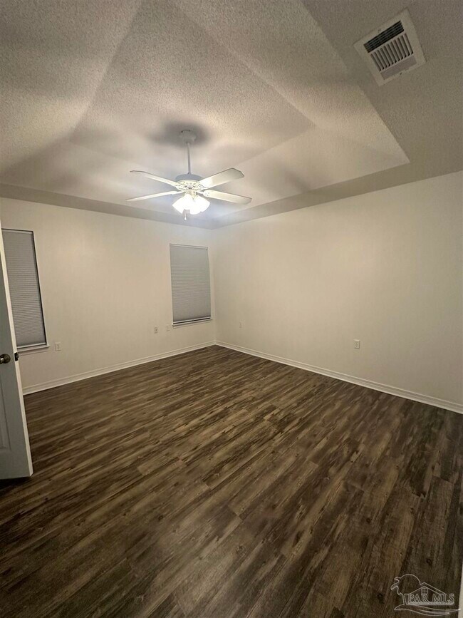 Building Photo - 808 Wickwood Cir