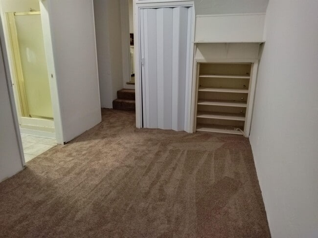 Building Photo - 1313 Curtis St