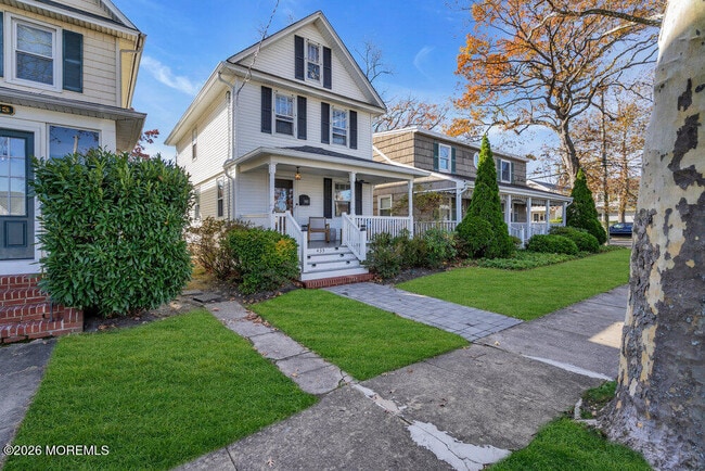 Building Photo - 435 Norwood Ave