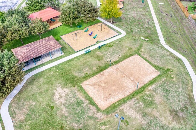 Building Photo - 530 Sheep Trail Dr