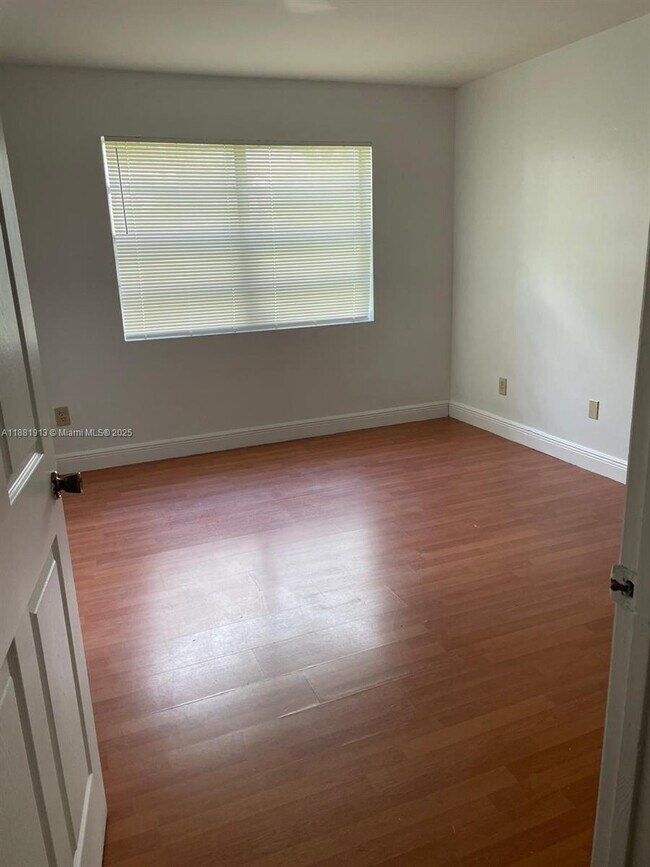 Building Photo - 15315 SW 106th Terrace