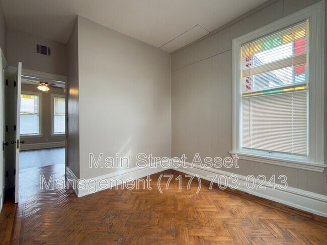 Building Photo - 2011 N 3rd St