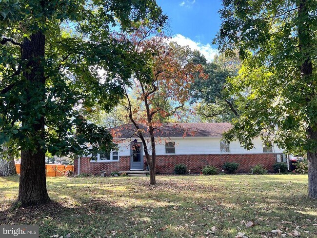 Primary Photo - 1551 Deer Park Rd