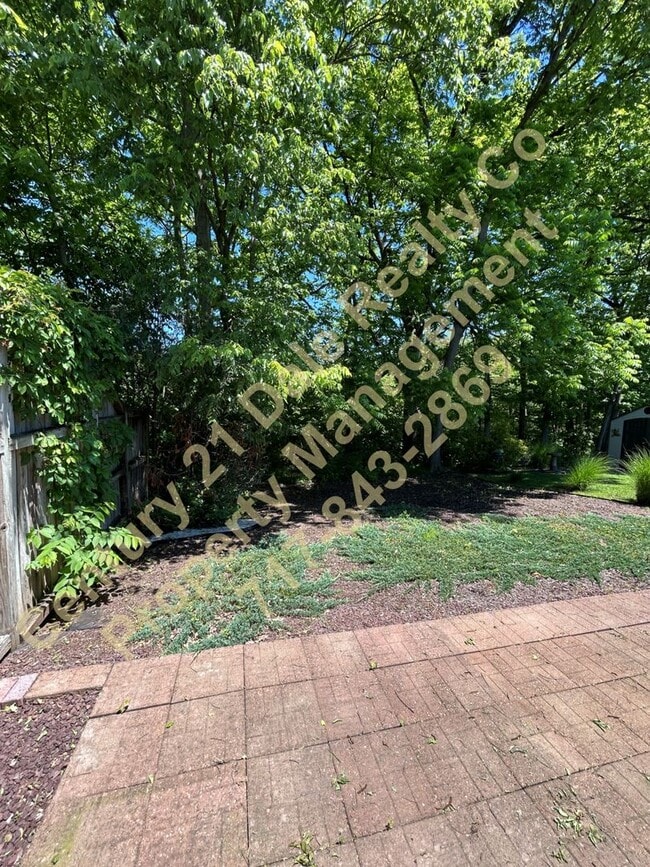 Building Photo - Beautiful 2 BR Home in Dover School District