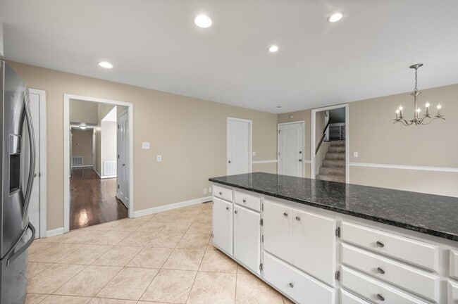 Building Photo - 5116 Prince Phillip Cove