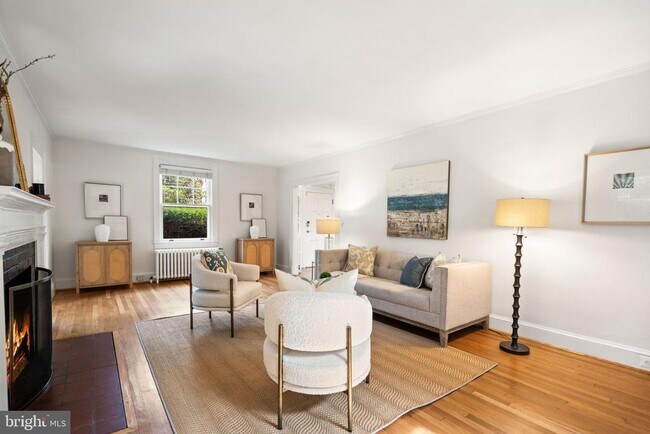 Building Photo - 4008 Rosemary St