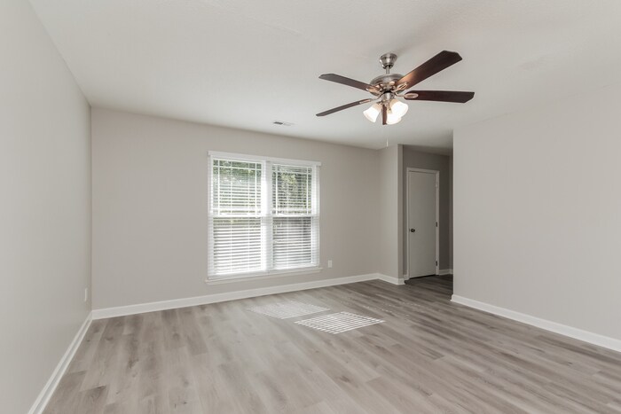 Building Photo - 4726 Butterwick Ln