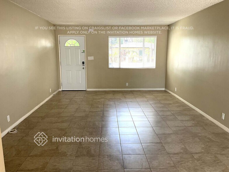 Building Photo - 13139 Archwood St