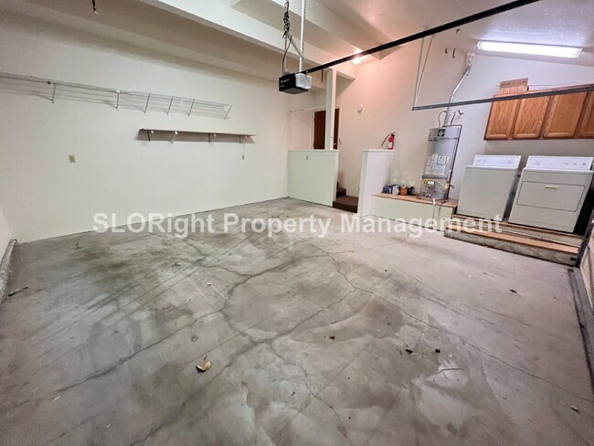 Building Photo - AVAILABLE JUNE- Condo Near Downtown SLO - 2 Bed / 2.5 Bath