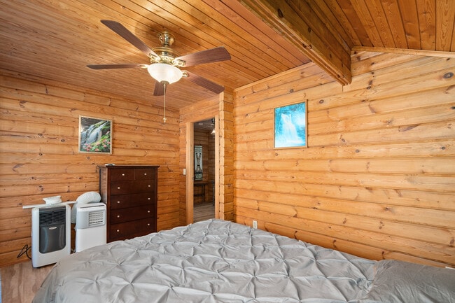 Building Photo - 168 Valley Creek Dr