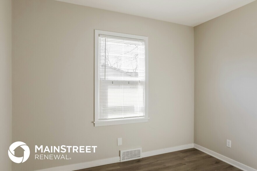 Building Photo - 6115 W 74th St