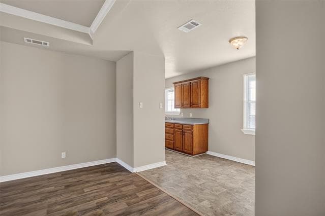 Building Photo - 2507 Beverly