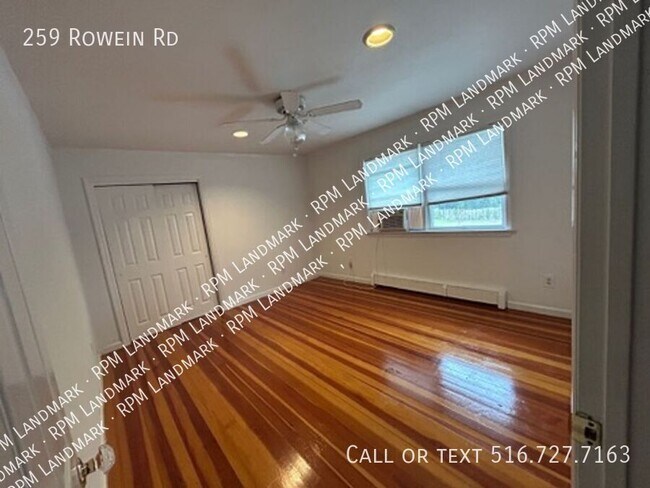 Building Photo - 259 Frowein Rd