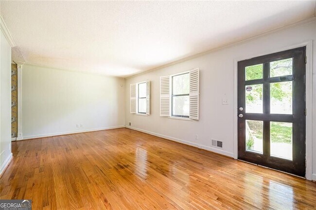 Building Photo - 1784 Halbro Dr