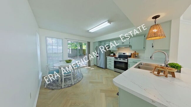 Building Photo - 386 Canterbury Cir NW