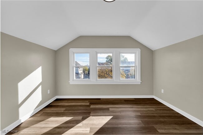 Building Photo - 4318 W 50th St