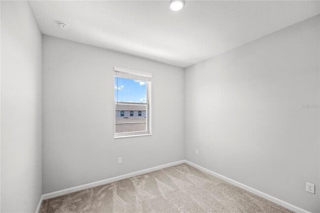 Building Photo - 1363 Mount Royal Dr