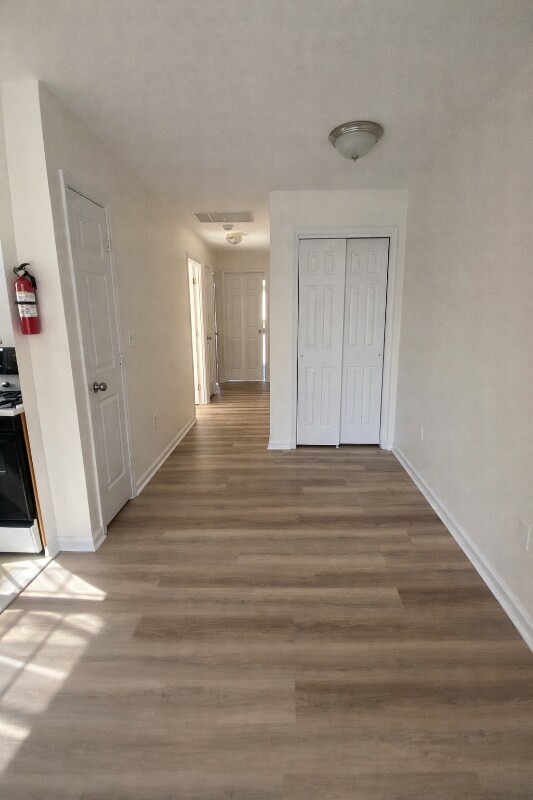 Building Photo - 381-383 S 6th St