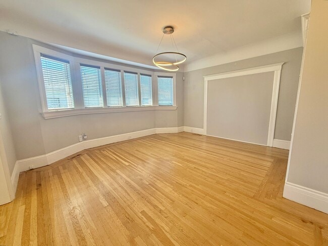 Building Photo - 1538 62nd St