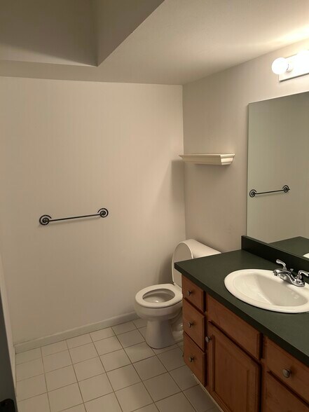 Building Photo - 2269 S Main St