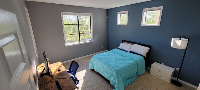 master suite - 800 N 8th St