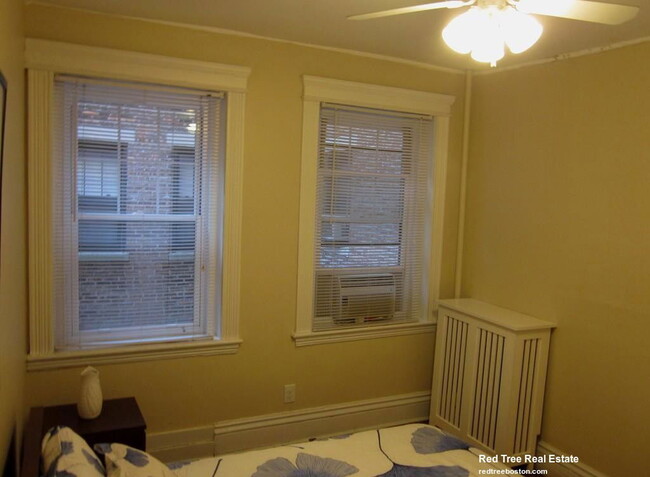 Building Photo - 31 Queensberry St