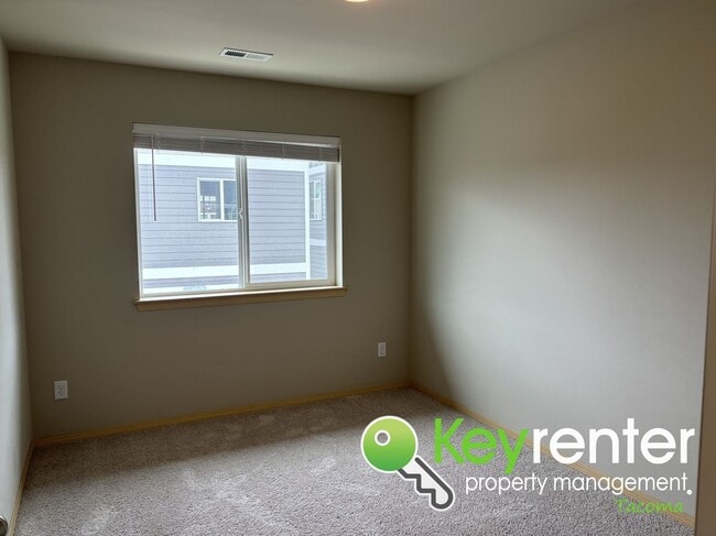 Building Photo - 1050 Magnuson Way