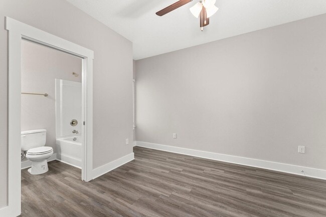 Building Photo - 118 N Sand Palm Rd