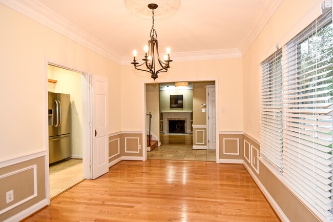 DINING ROOM - 4200 River Rd NW