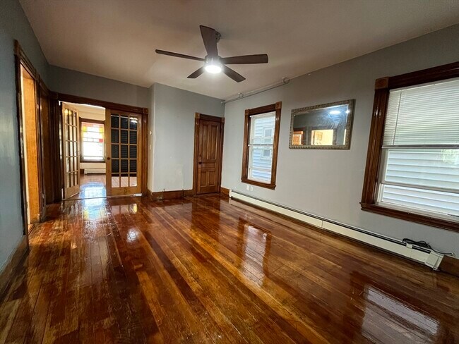 Building Photo - 62 Brookside Ave