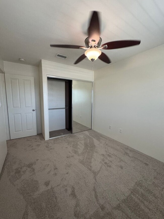 Building Photo - Stunning  3-Bedroom/2.5-Bath - $4000.00 Lo...
