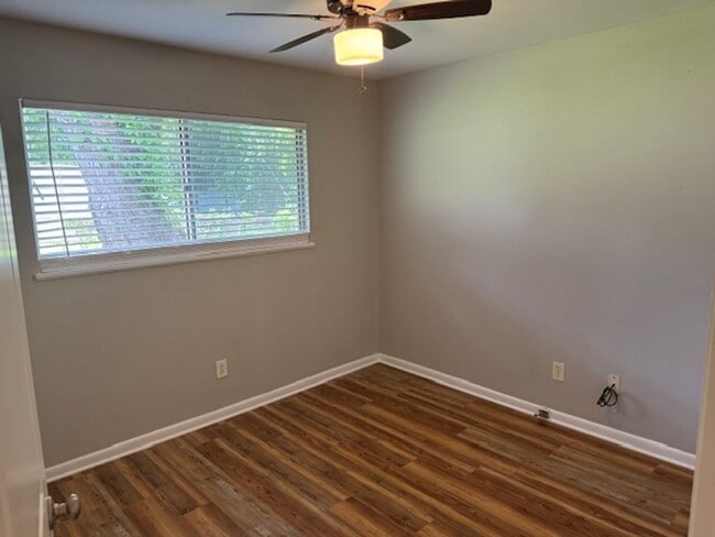 Building Photo - 3409 Bistineau Dr