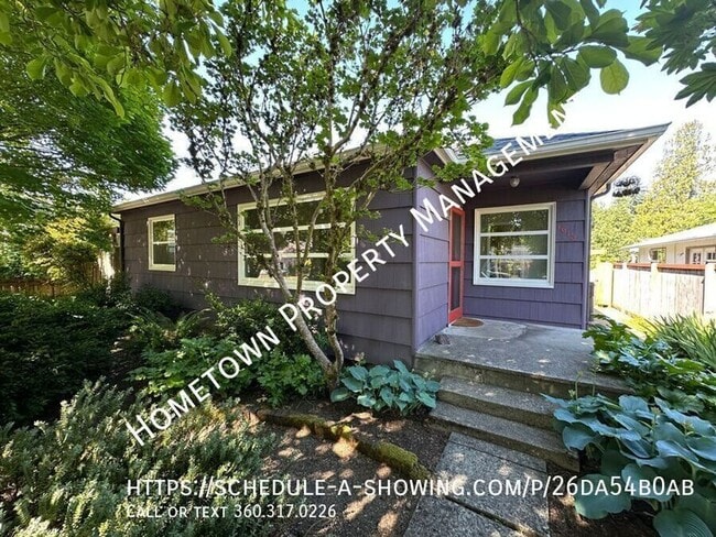Primary Photo - 1613 Garrison St NE