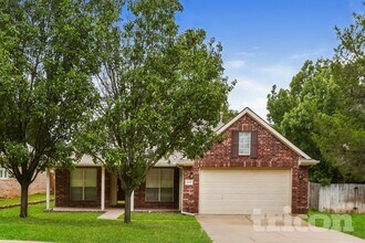 Building Photo - 2217 Forest Park Cir
