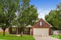 Building Photo - 2217 Forest Park Cir
