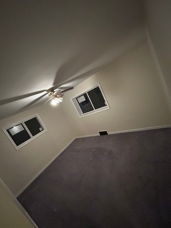 Building Photo - 5 Pine St