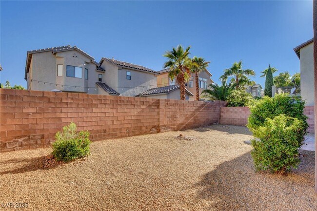 Building Photo - 5643 Almocita Ct