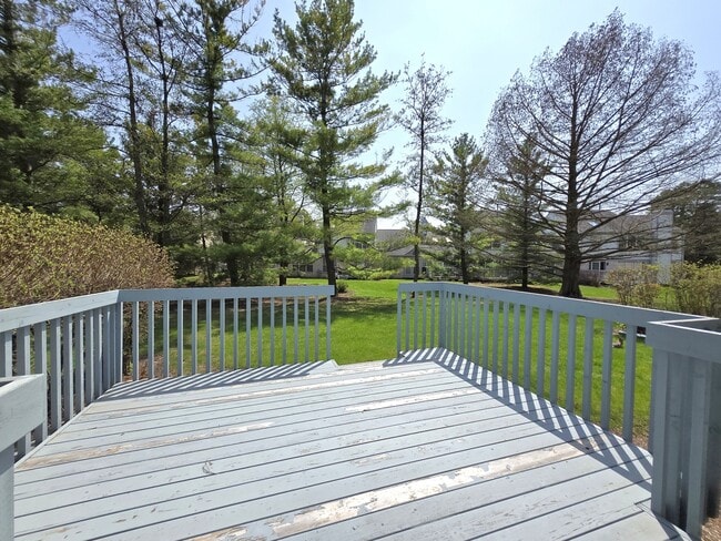 Building Photo - 713 Alsace Ct