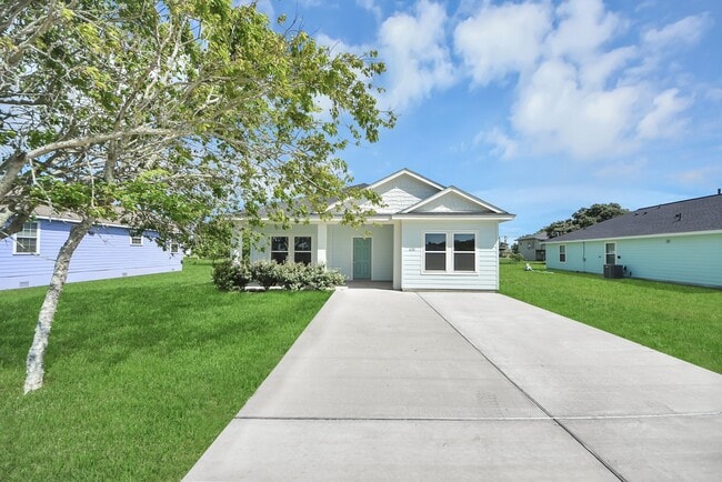 Building Photo - 638 Stovall Dr