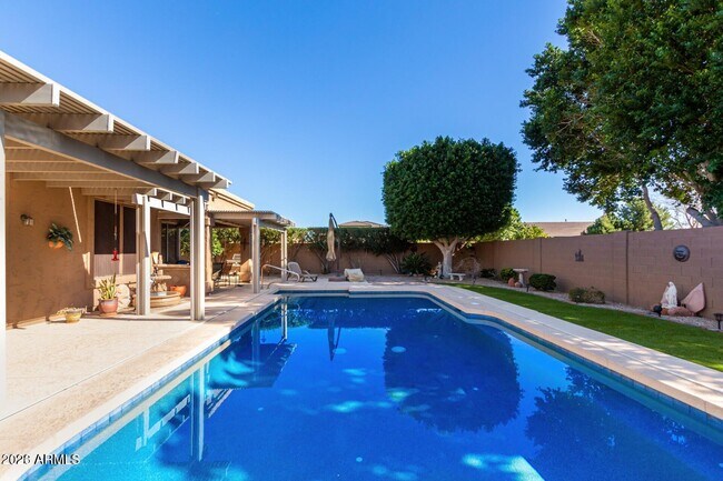 Building Photo - 6209 W Oraibi Dr
