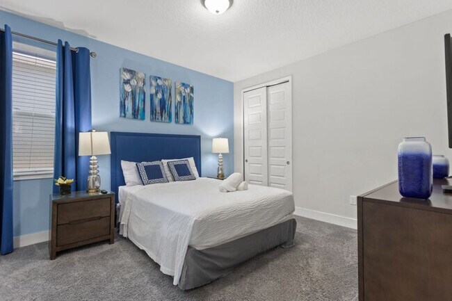 Building Photo - 360 Pendant Ct