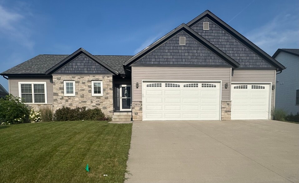 Primary Photo - 7024 St Ann Dr