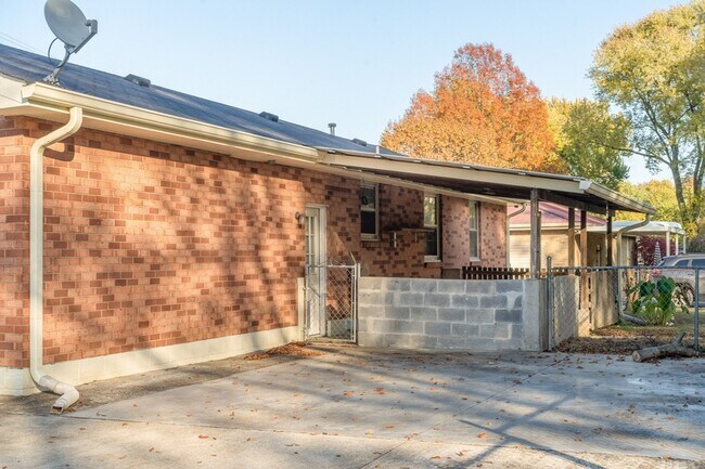 Building Photo - 106 Bluewater Dr
