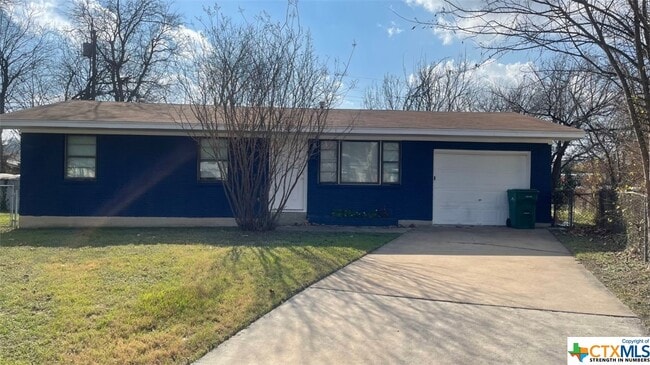 Building Photo - 104 Bybee Ct