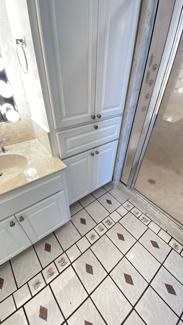 Building Photo - 3 BD 2 BA Home in the Bayou View School District of Gulfport includes LAWN CARE