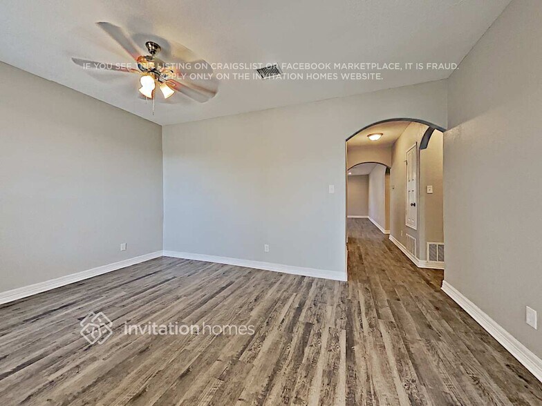 Building Photo - 1060 Pullman Dr