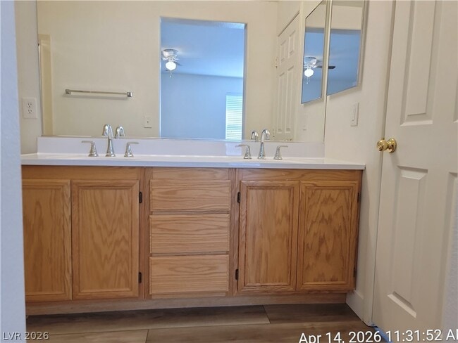 Building Photo - 661 Monument Point St