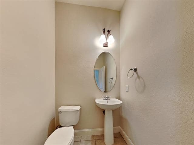 Building Photo - 7224 Scotland Ct